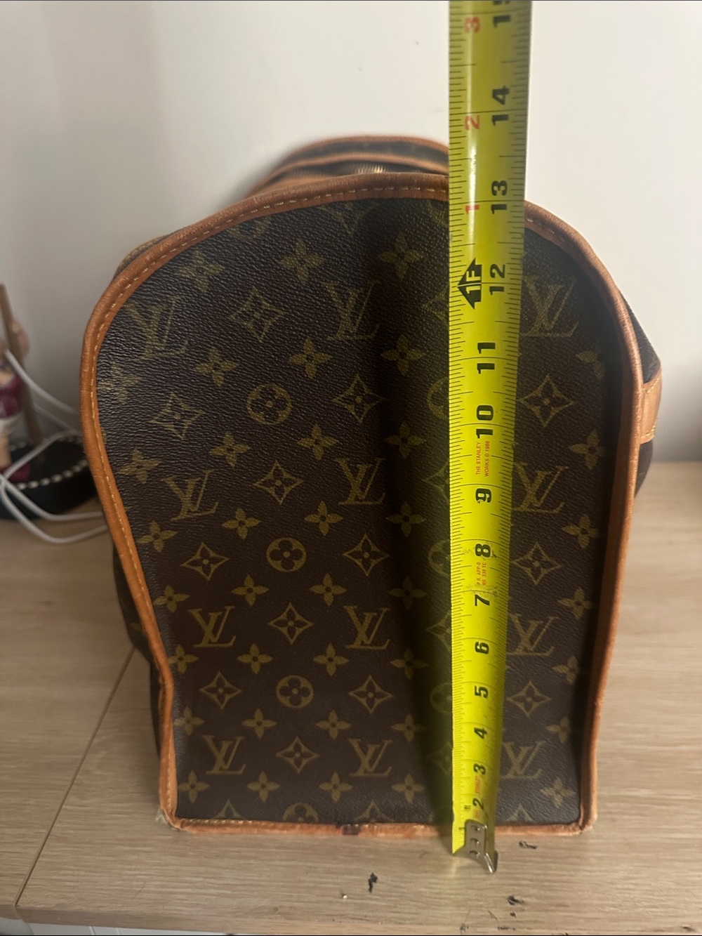 Vintage (1982) Louis Vuitton Brown and Tan Monogram Travel Bag - Picture 6 of 16